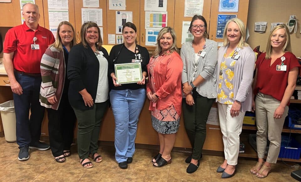 Jenn Mount receives the Daisy Award for outstanding nursing care.